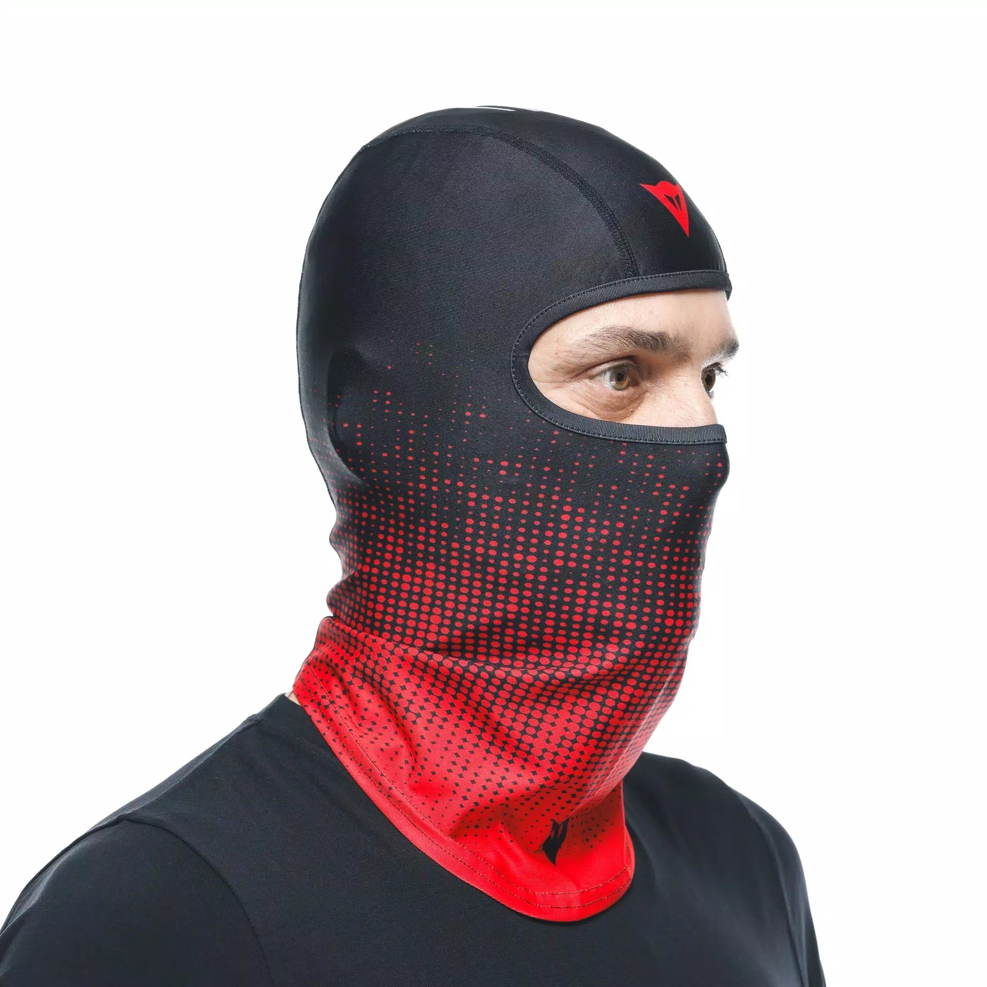 Dainese Fırtına Kapağı Siyah/Kırmızı Dainese Logosu ile | 201910000681L001 