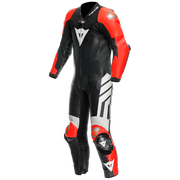 Dainese Mugello 3 D-AIR® Tek parça deri kombine – Perforasyonlu hava yastığı yarış kıyafeti | Erkek | Siyah/Kırmızı 