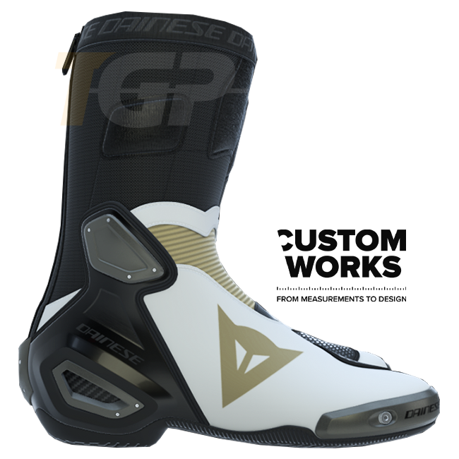 Dainese Axial 2 Racing ve yol motosiklet botları | Erkek | İnci beyazı / Magnezyum | Custom Works 