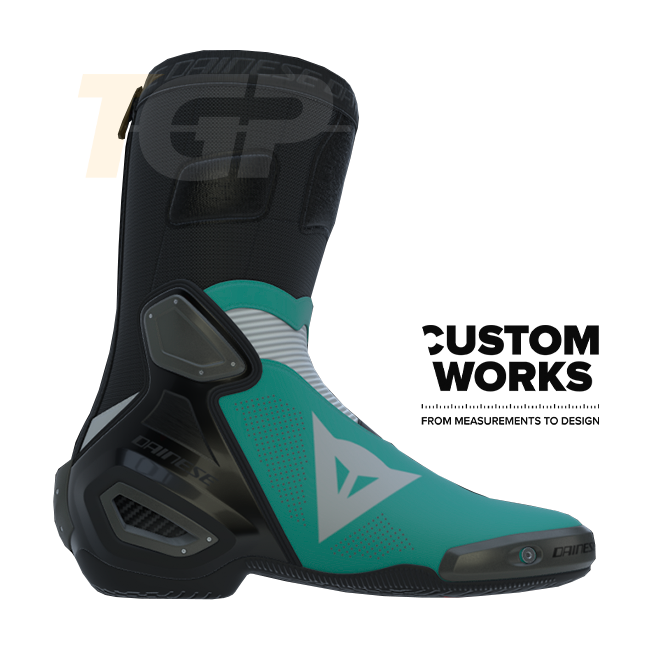 Dainese Axial 2 Air Racing ve yol motosiklet botları | Erkekler | Sardinia Sea Mavi / Beyaz | Custom Works 