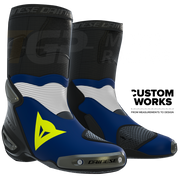 Dainese Axial 2 Racing ve sokak motosiklet botları | Erkek | Yamaha Mavi / Beyaz / Fluo Sarı | Custom Works 