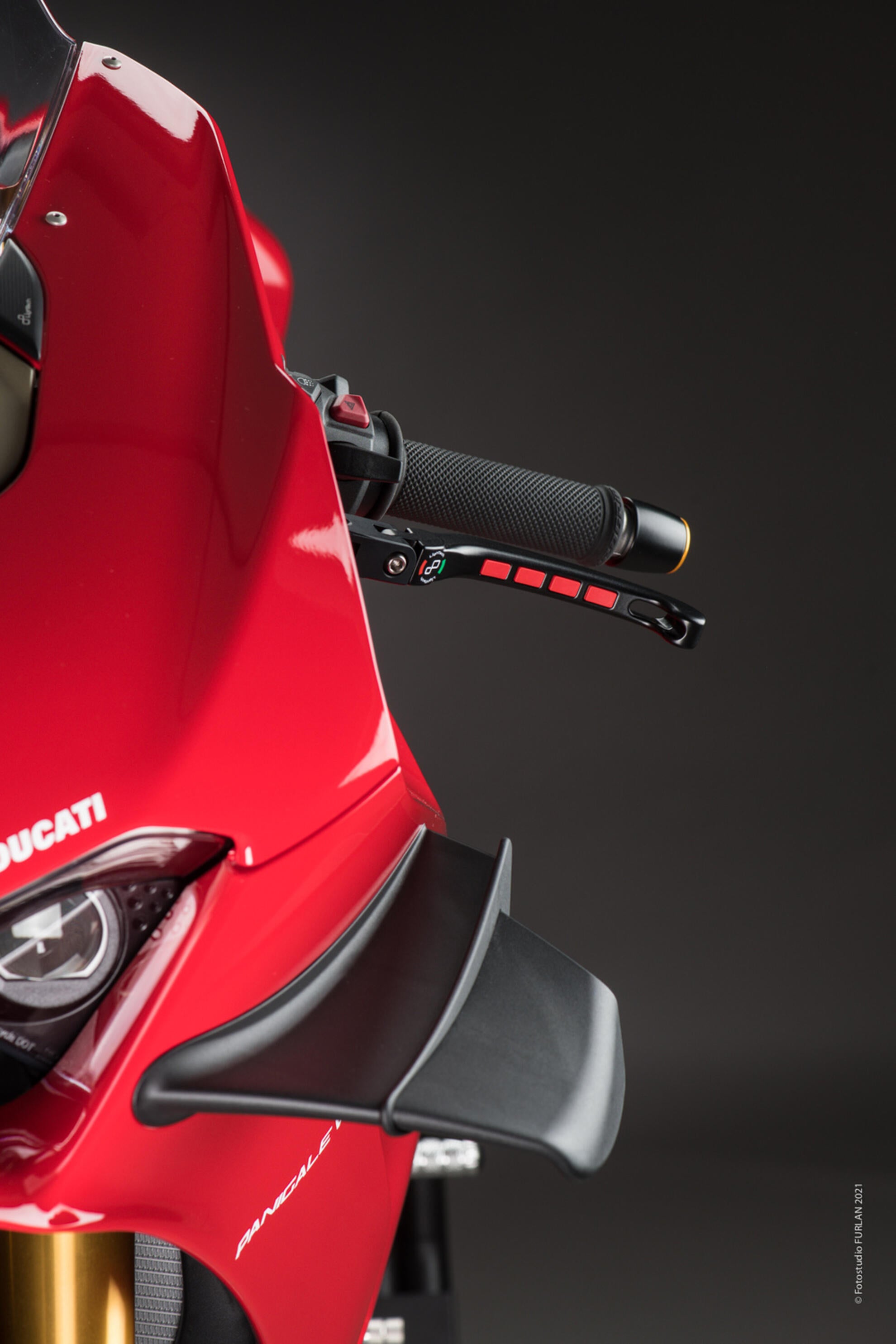 Kanatçık Seti Karbon LighTech Ducati Panigale V4/S/R (19-21) CARD0815 