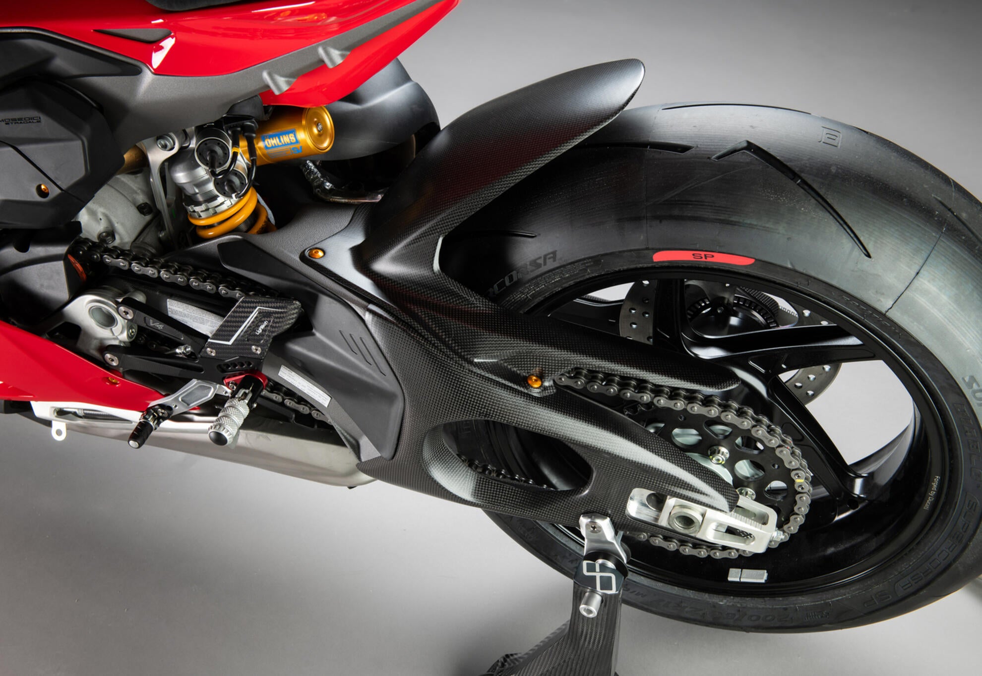 Arka Çamurluk Carbon LighTech Ducati Panigale V4/S (25-26) CARD2420M 