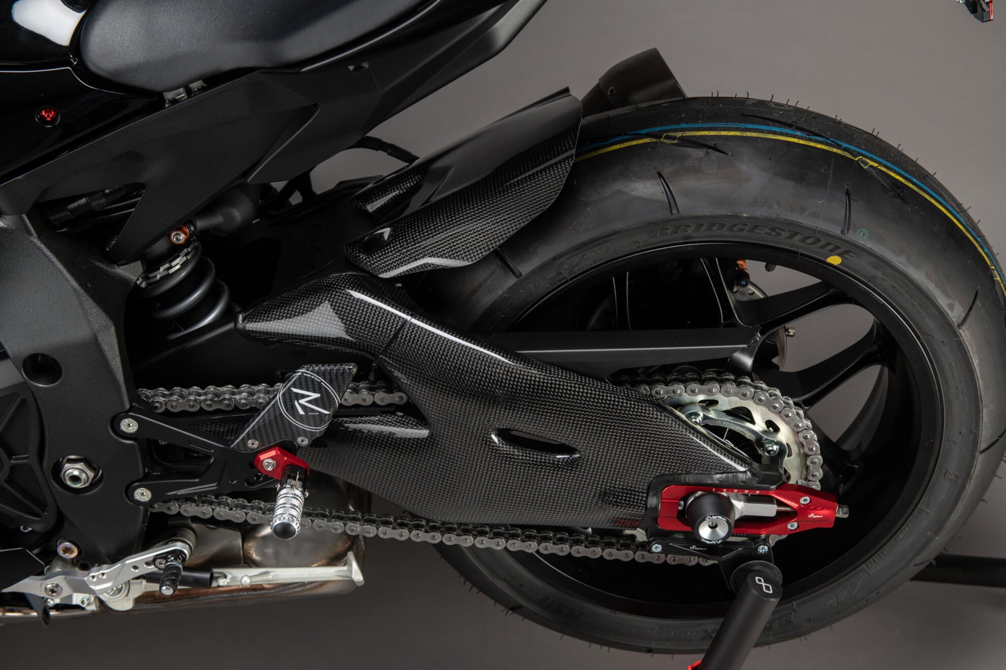 Arka Çamurluk Carbon LighTech Yamaha YZF-R1/M RN32, RN49 & RN65 (15-26) CARY5020 