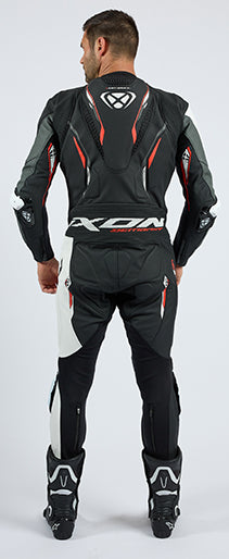 IXON Demonio Demonio-Tulum Deri Tulum – Delikli yarış tulumu | Erkek | Siyah/Beyaz/Kırmızı 