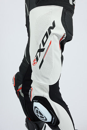 IXON Demonio Demonio-Tulum Deri Tulum – Delikli yarış tulumu | Erkek | Siyah/Beyaz/Kırmızı 