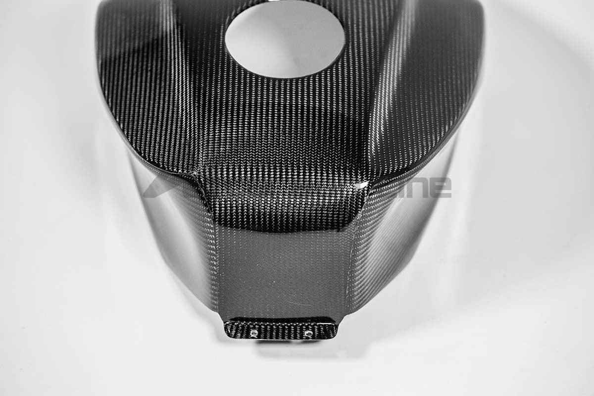 Tank kapak SBK 200g AP Karbon Hattı Aprilia RSV4/RR/1100 Fabrika (21-25) 