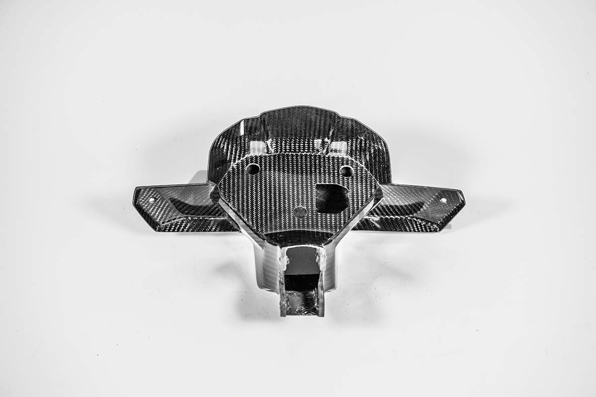 Alet tutucu 200g AP Karbon Serisi Aprilia RSV4/RR/1100 Fabrika (21-25) 