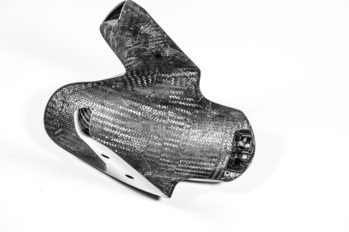 Ön çamurluk 200g AP Carbon Line Ducati Panigale V4/S/R (25-26) 