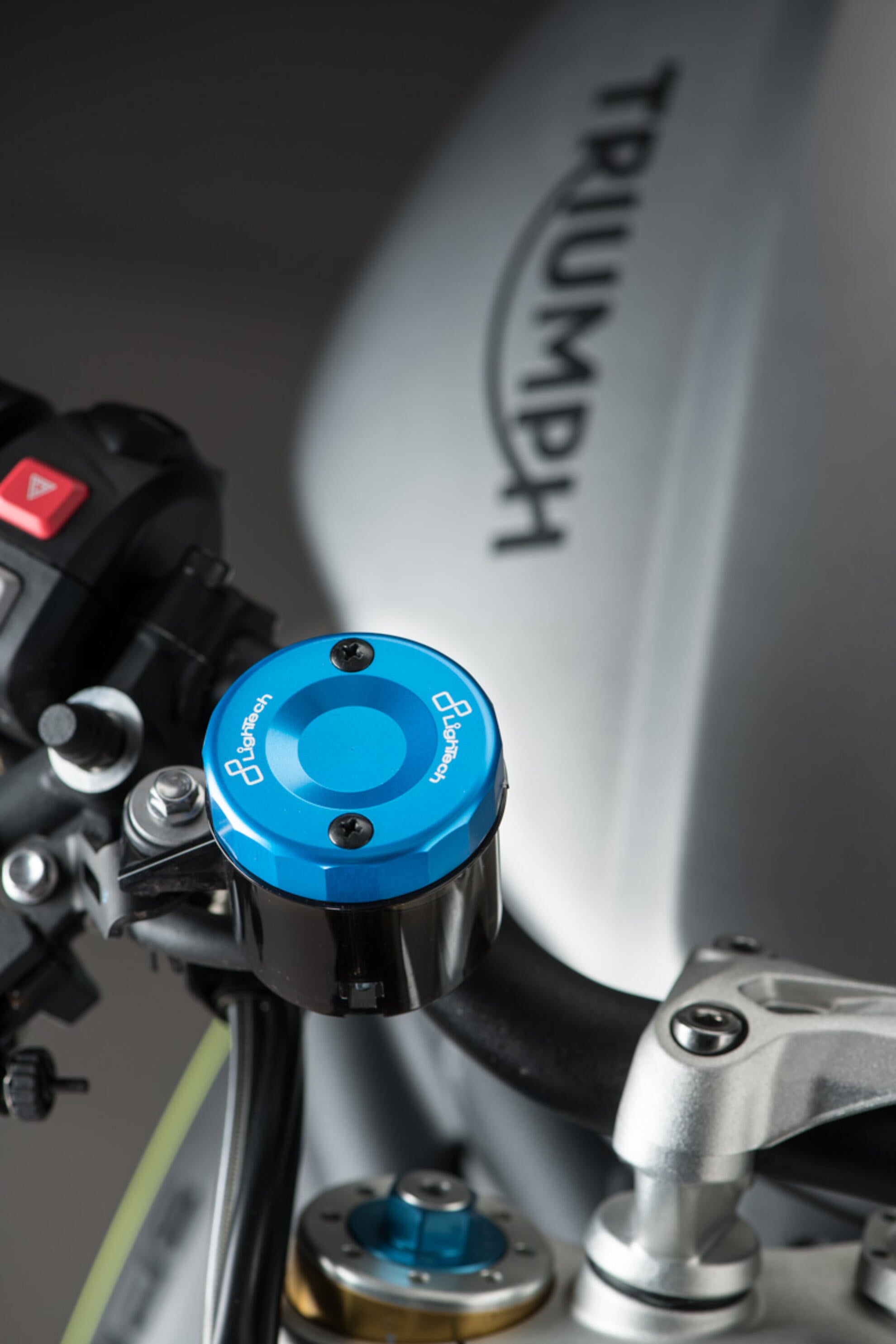 LighTech Triumph Street Triple 765 RS (17-26) için Ön Depo Kapağı FBC04 