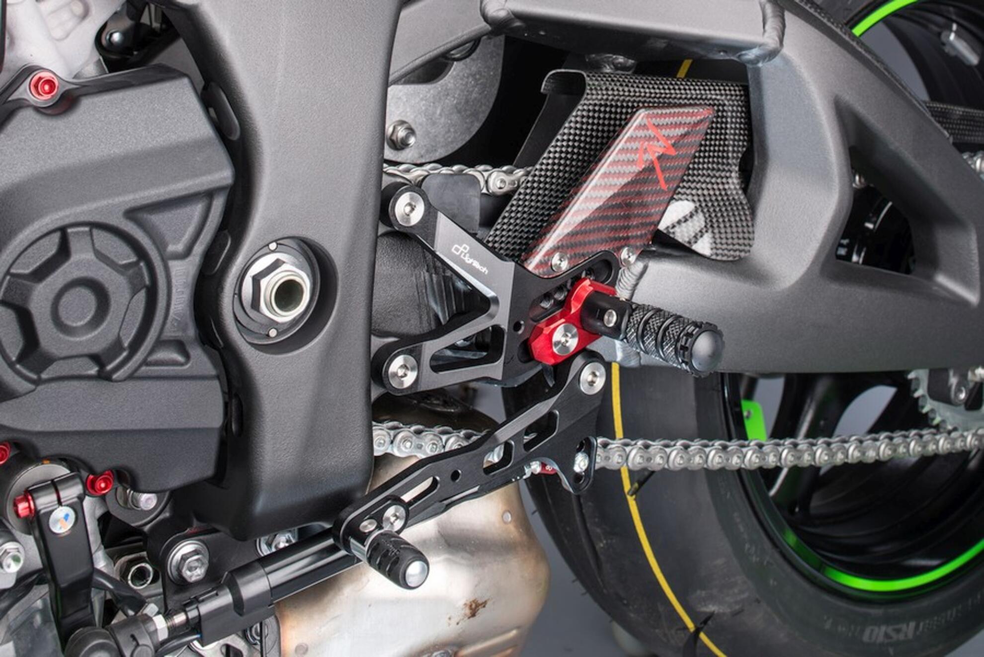 Fren sistemi R LighTech Kawasaki ZX-10 R/RR (16-20) FTRKA006R 