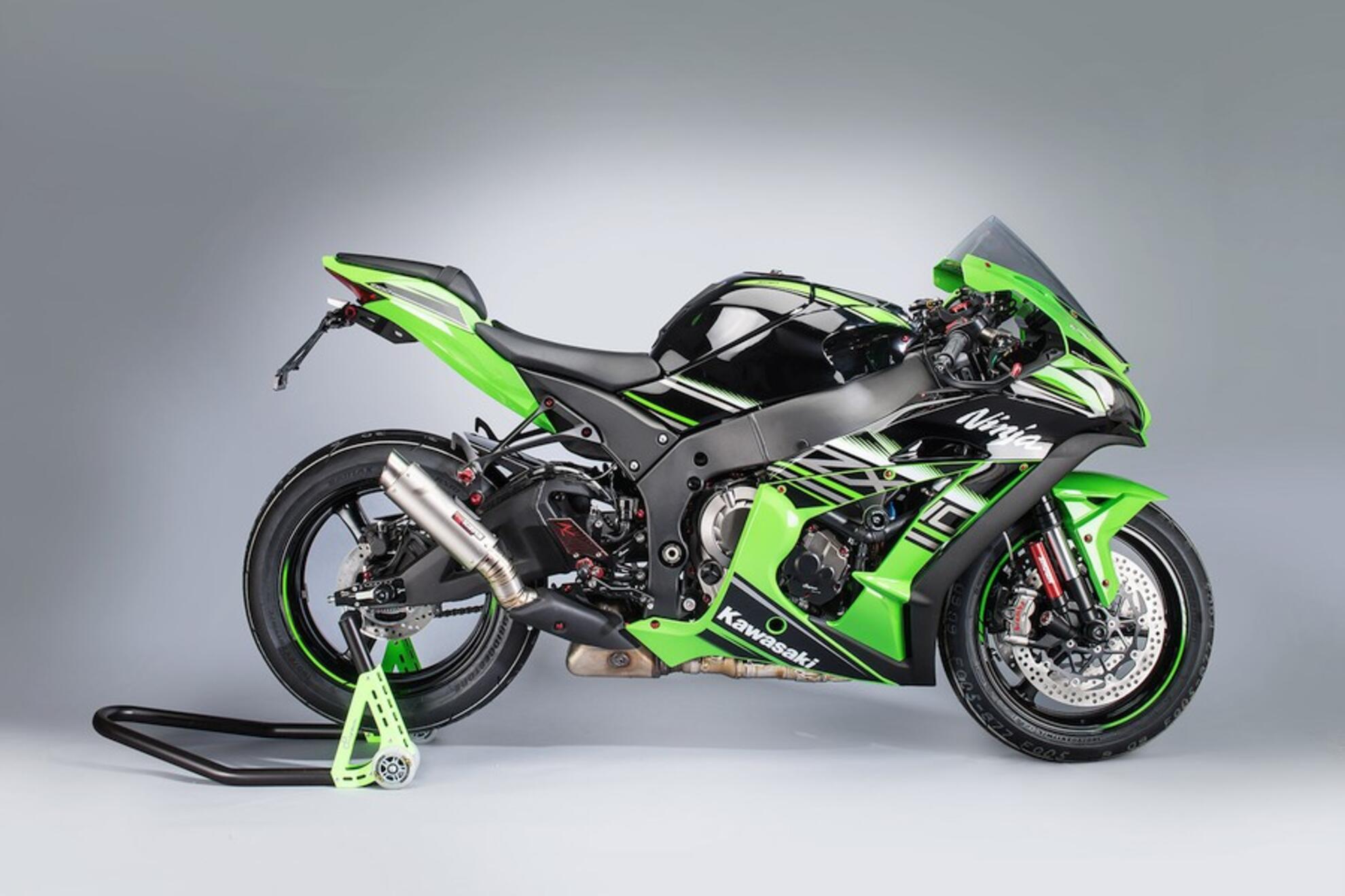 Fren sistemi R LighTech Kawasaki ZX-10 R/RR (16-20) FTRKA006R 