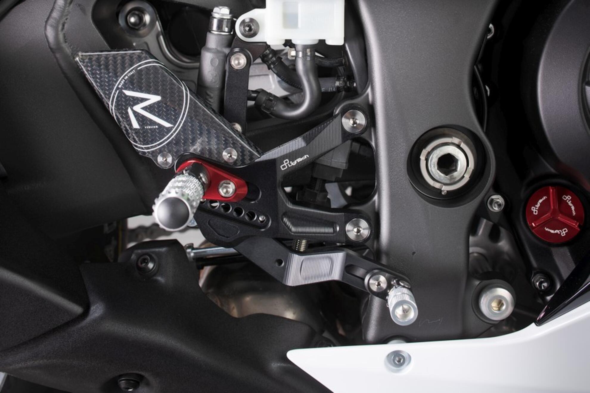 Fren sistemi R LighTech Kawasaki ZX-10 R/RR (21-26) FTRKA011R 