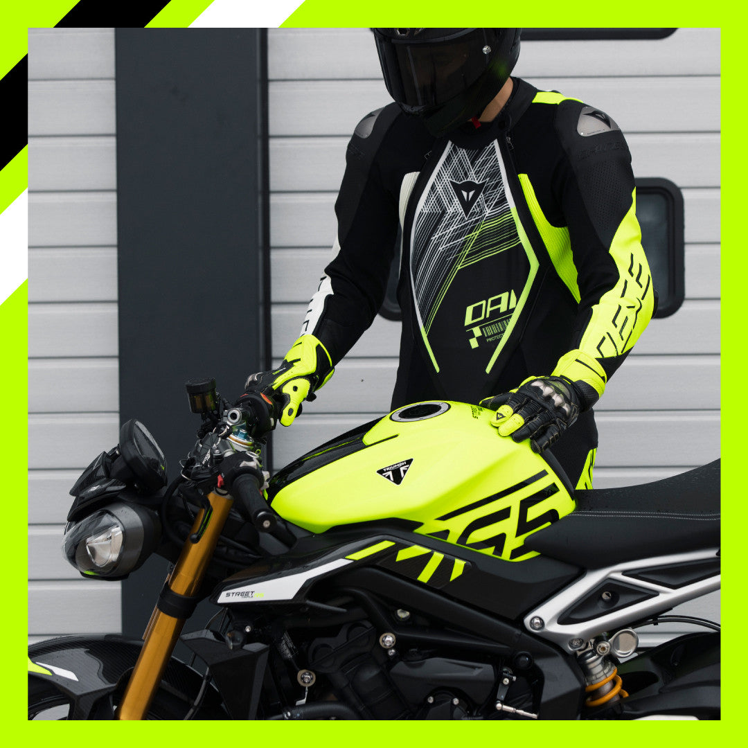 Dainese Audax D-ZIP Tek Parça Deri Kombinasyonu – Perfore Yarış Tulumu | Erkek | Siyah/Neon Sarı 