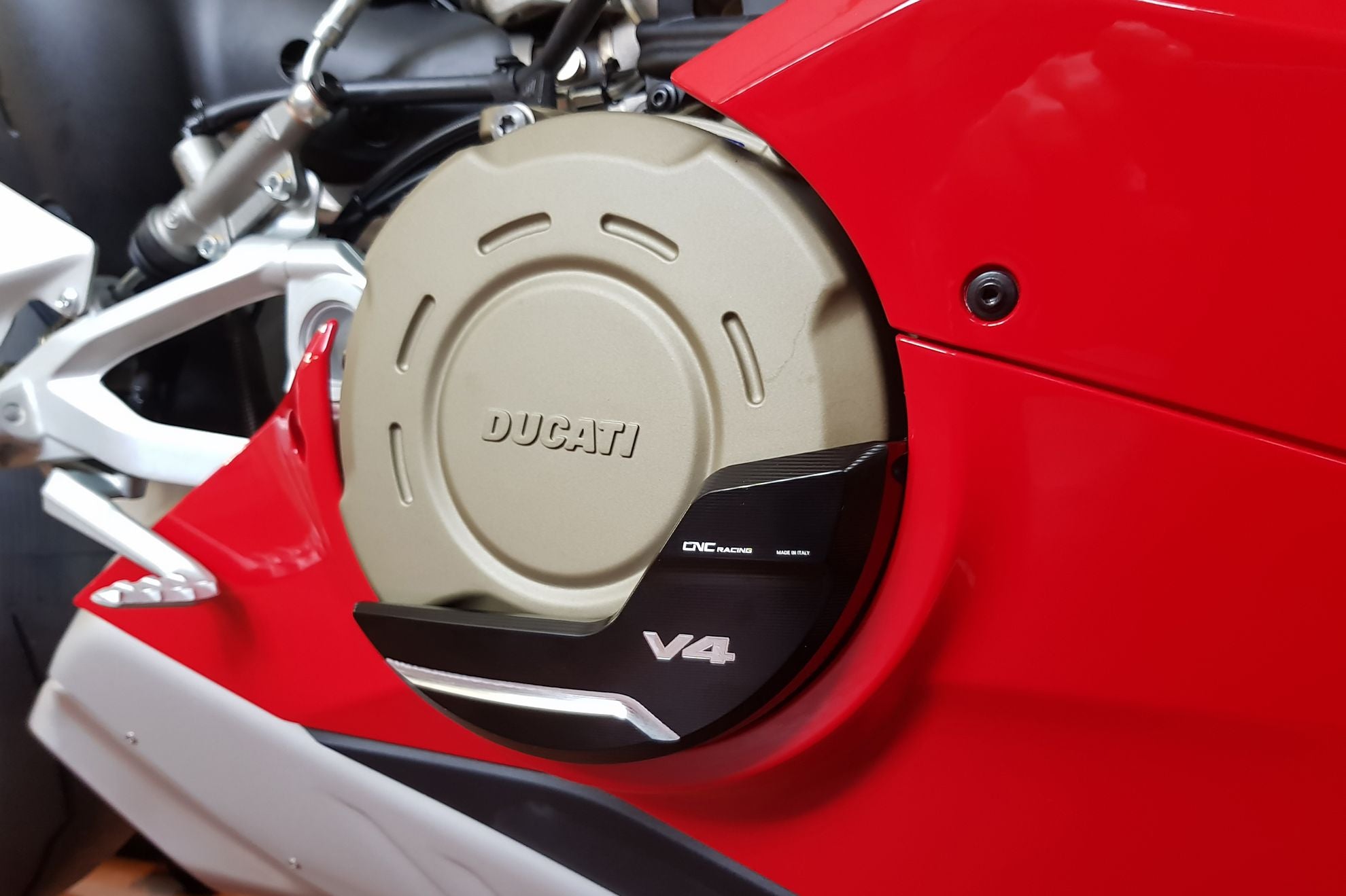 Alüminyum Debriyaj Koruyucu Kapağı CNC Yarış Ducati Panigale V4/S (25-26) PR310 