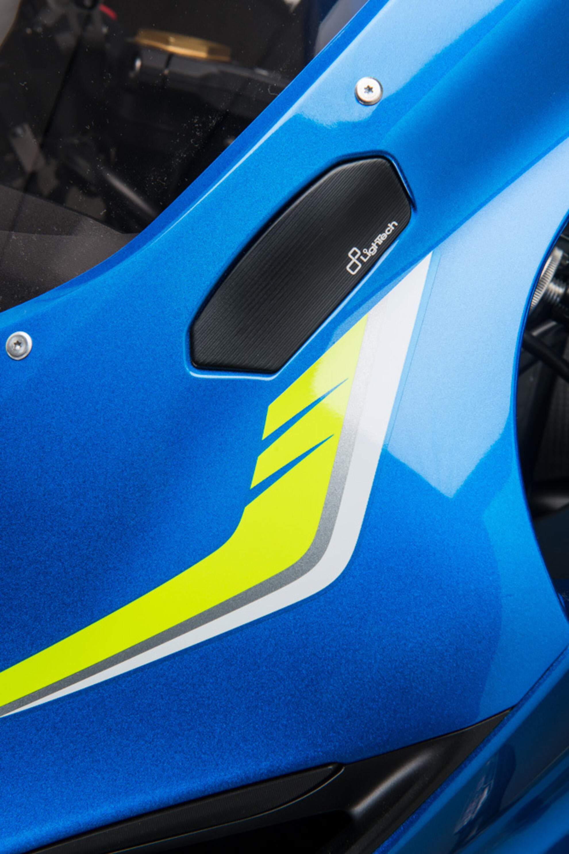 LighTech Suzuki GSX-R 1000 (17-23) SPE119 ayna kapakları 