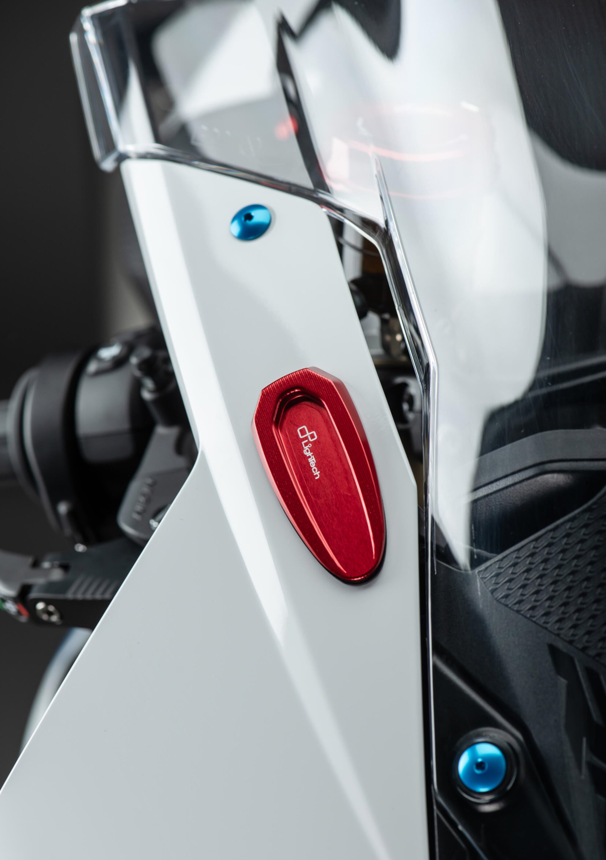 LighTech BMW S1000RR K67 (19-26) SPE122 ayna kapakları 