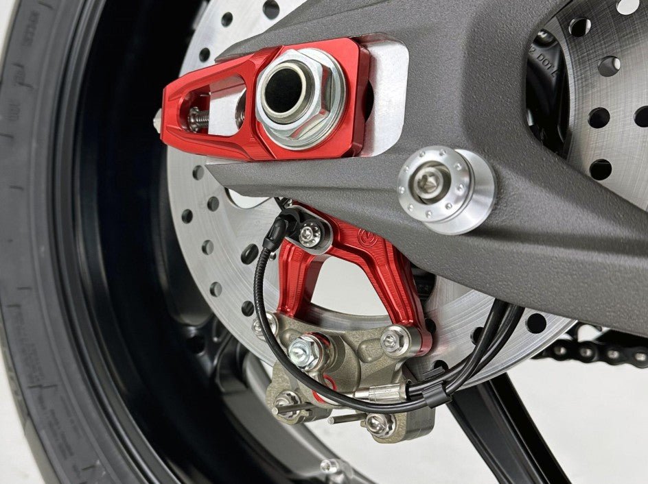 Zincir gerginliği kiti, fren kaliper tutucu ve Brembo P2-24 64mm X206001 Motocorse Ducati Panigale V4/S (2025) ile birlikte 
