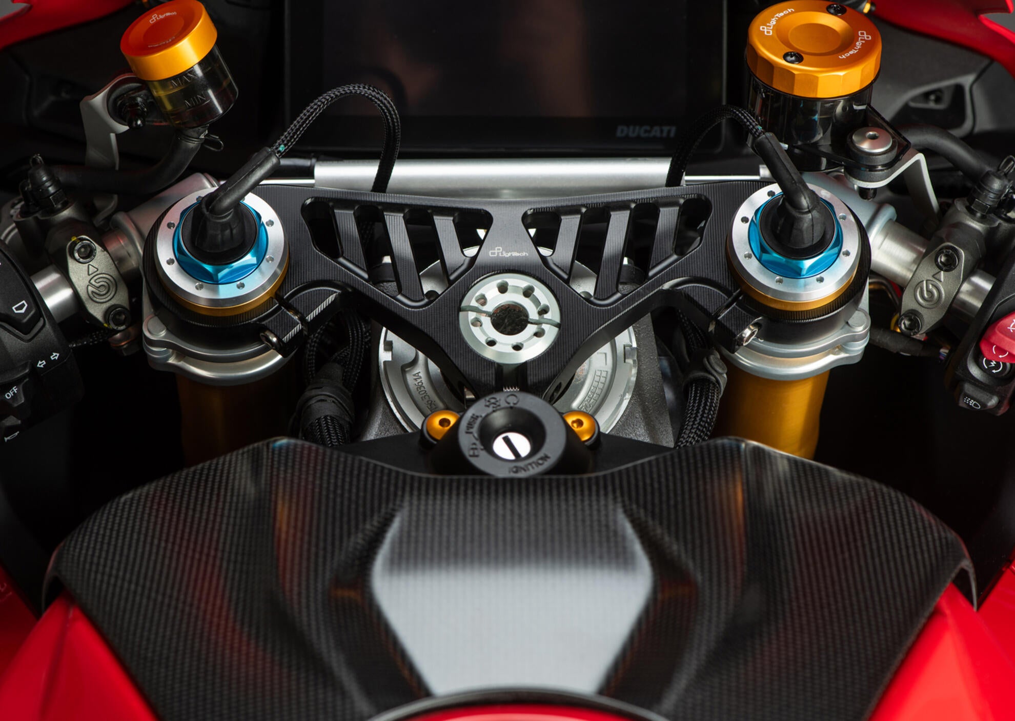 Gidon köprüsü (ÜST) LighTech Ducati Panigale V4/S/R (25-26) TCADU002NER 