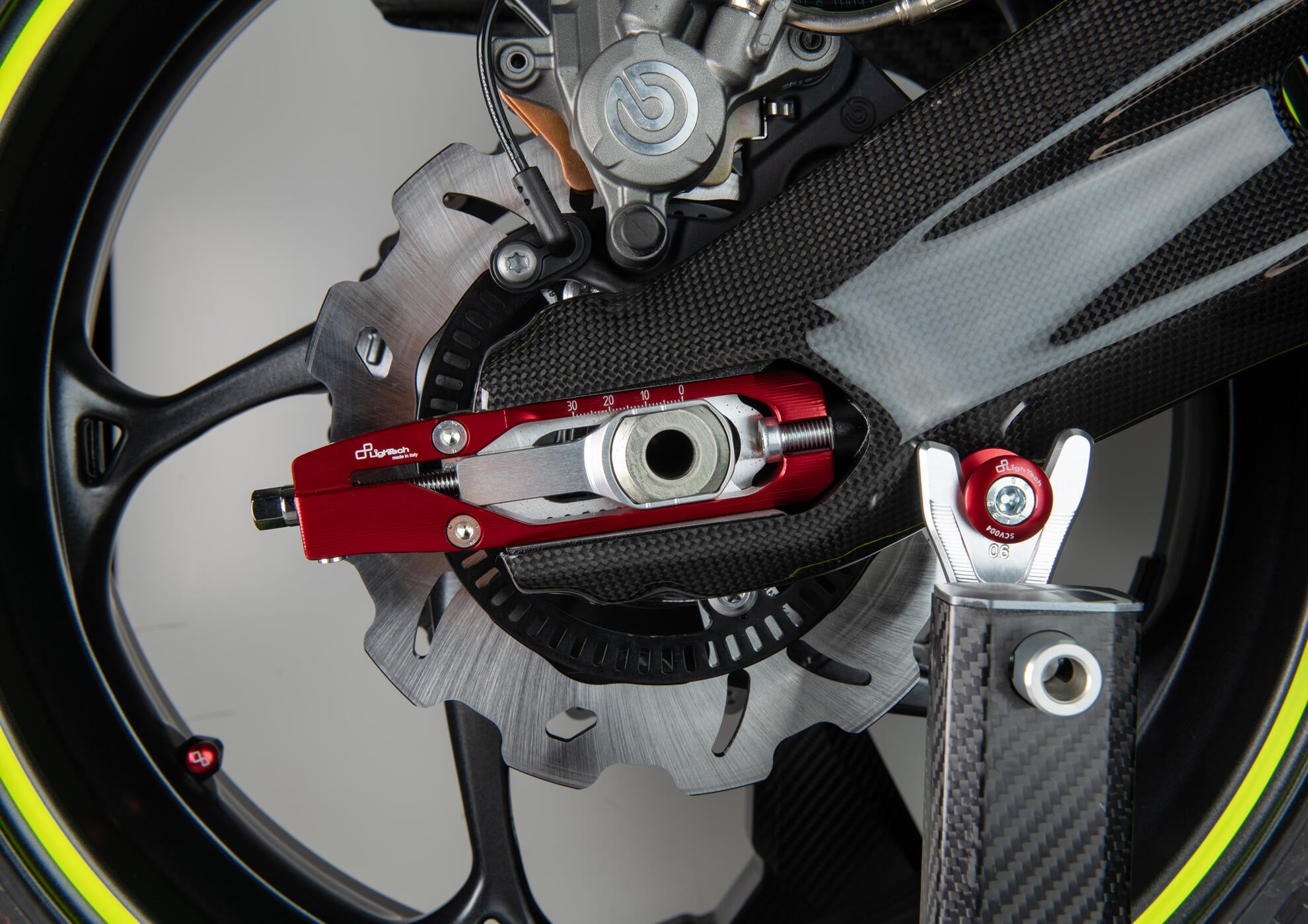 LighTech Zincir Germe Aparatı Triumph Street Triple 765 R / RS (23-26) TETR003 