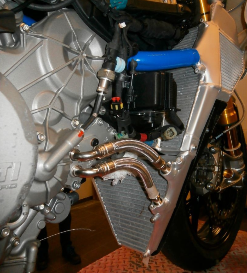 H2O Performance Su + Yağ Soğutucu EVO Kiti Ducati Panigale V2 955 (20-24) 