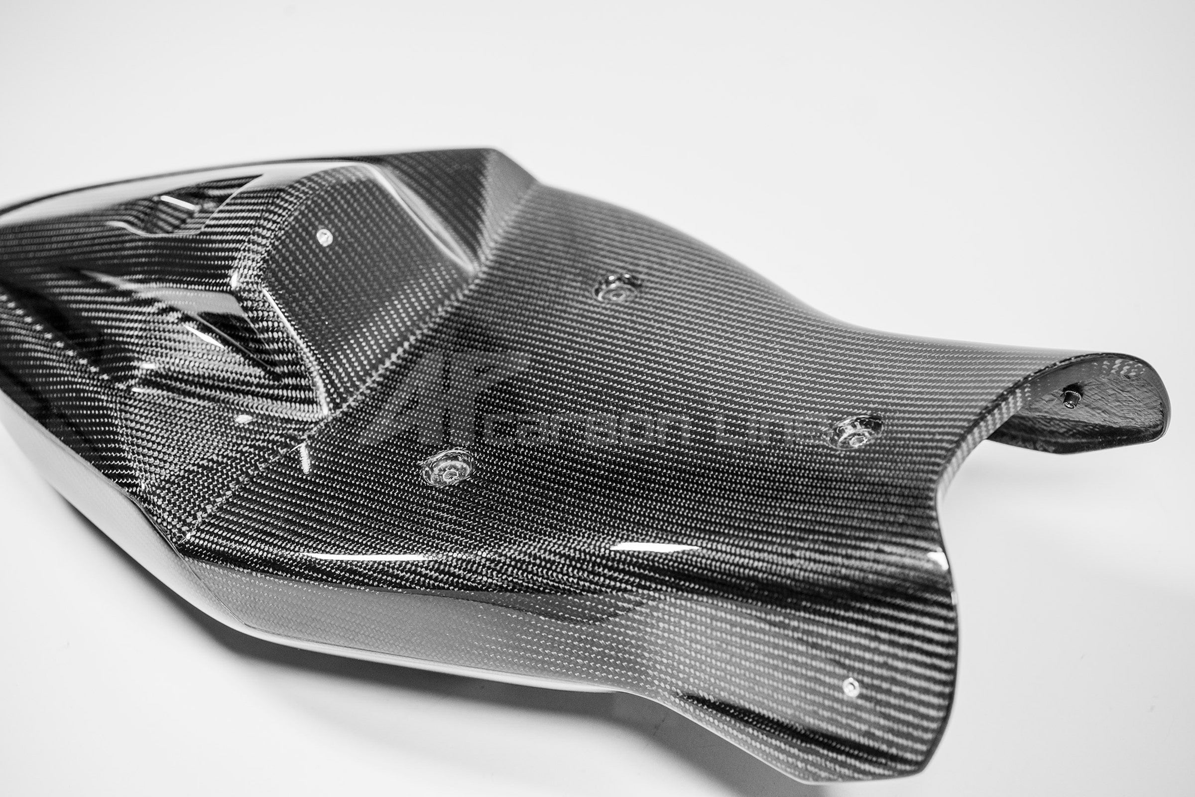 Arka kaplama 200g AP Karbon Çizgisi Honda CBR 1000 RR-R SC82 (20-23) 