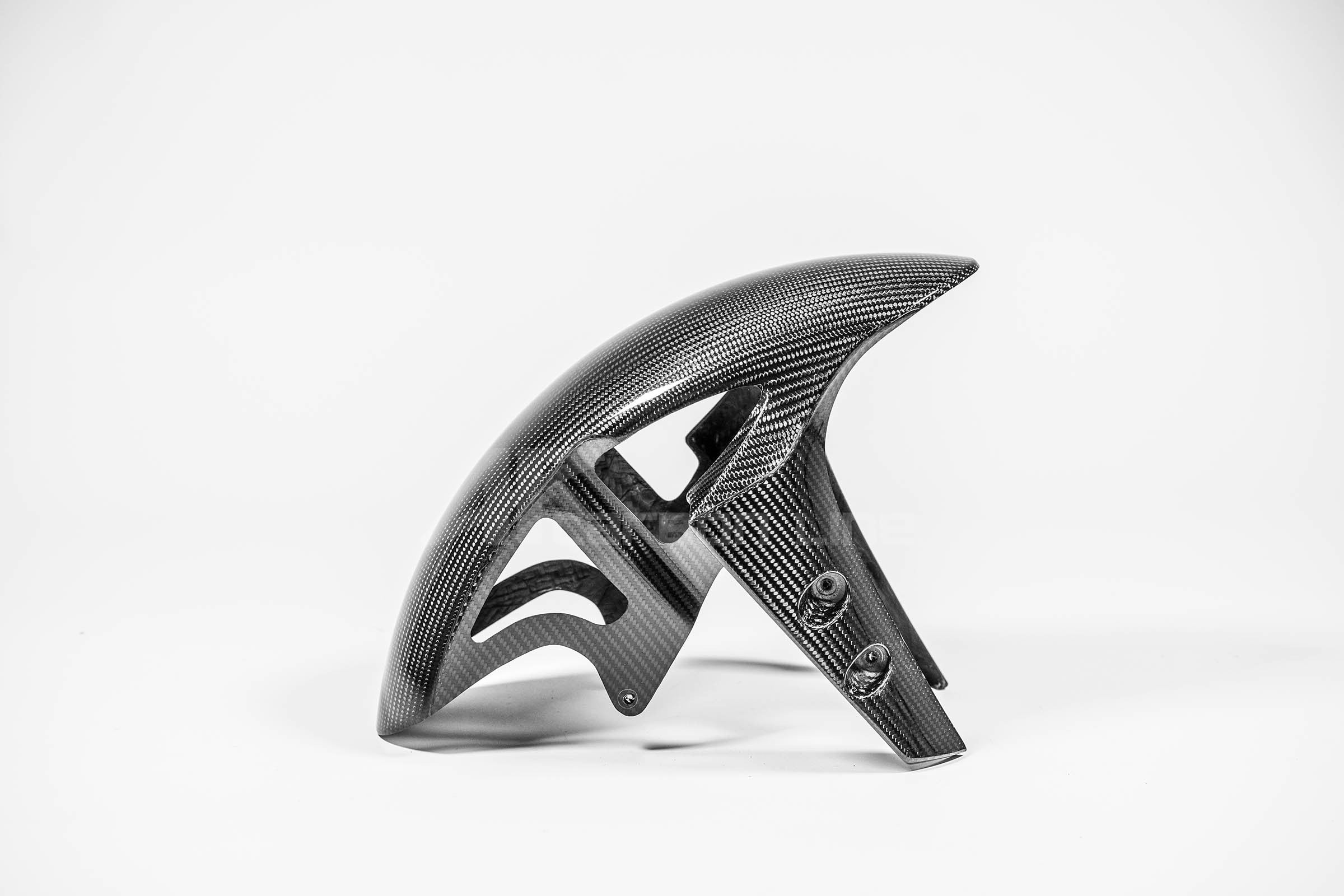 Ön çamurluk 200g AP Carbon Line Yamaha YZF-R1/M RN32, RN49 ve RN65 (15-26) 