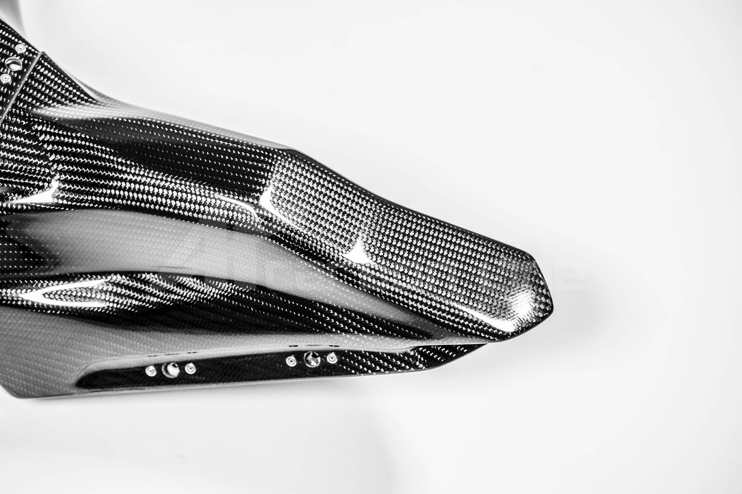 Arka kaplama 200g AP Karbon Serisi Yamaha YZF-R1/M RN65 (20-26) 