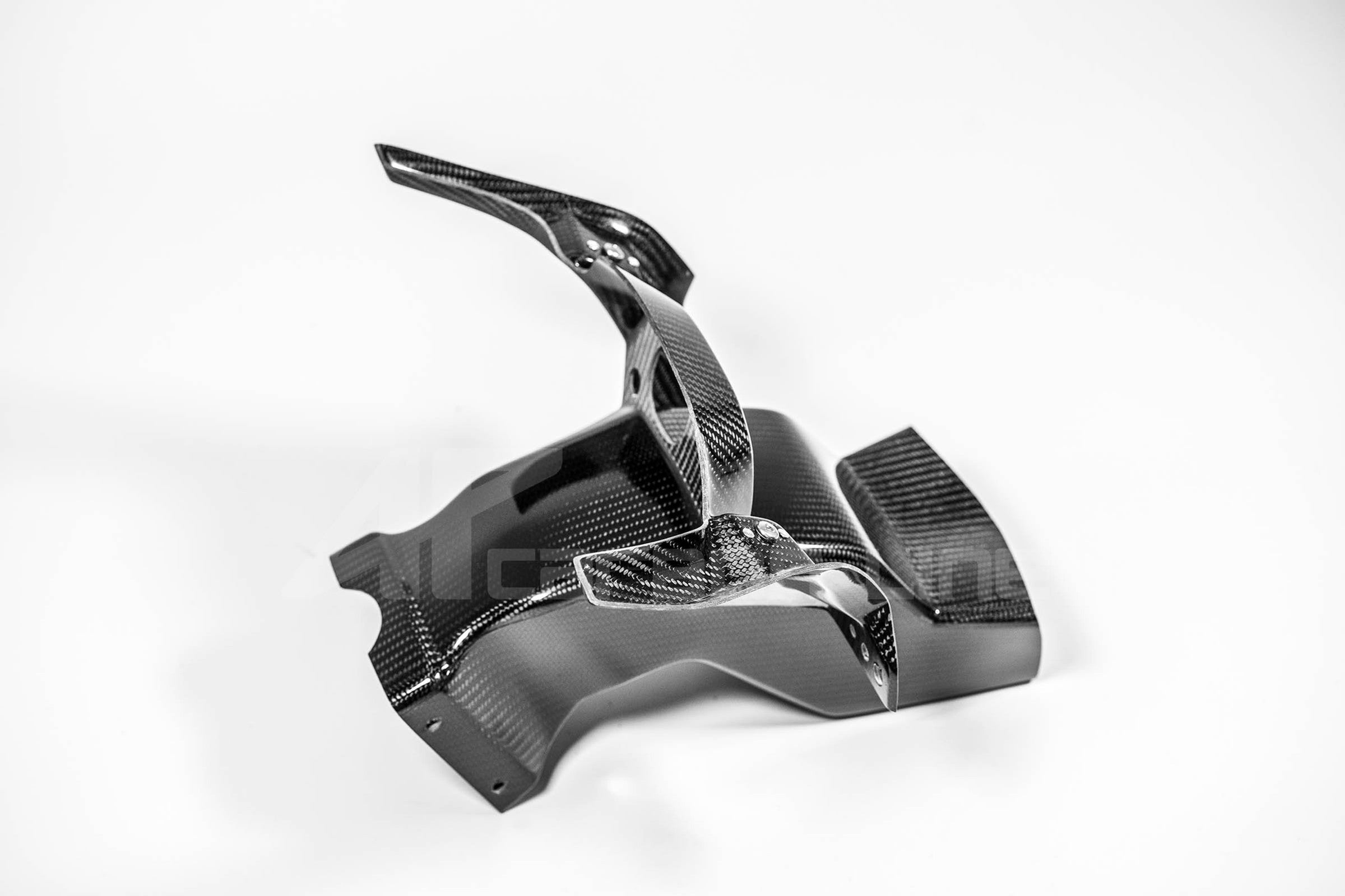 Yamaha YZF-R1/M RN65 (20-26) için 200g AP Karbon Hatlı Alet Tutucu 