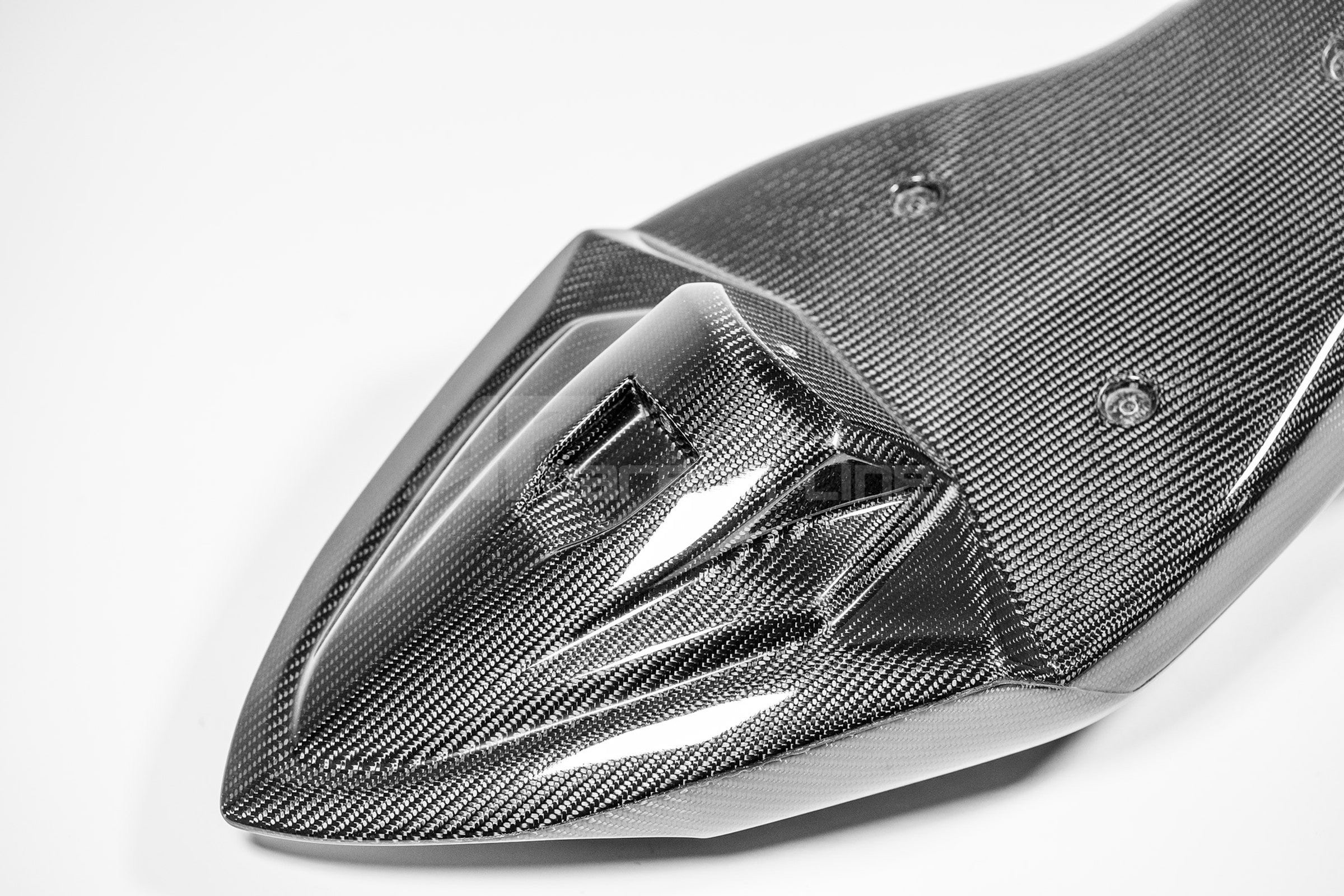 Arka kaplama 200g AP Karbon Çizgisi Honda CBR 1000 RR-R SC82 (20-23) 