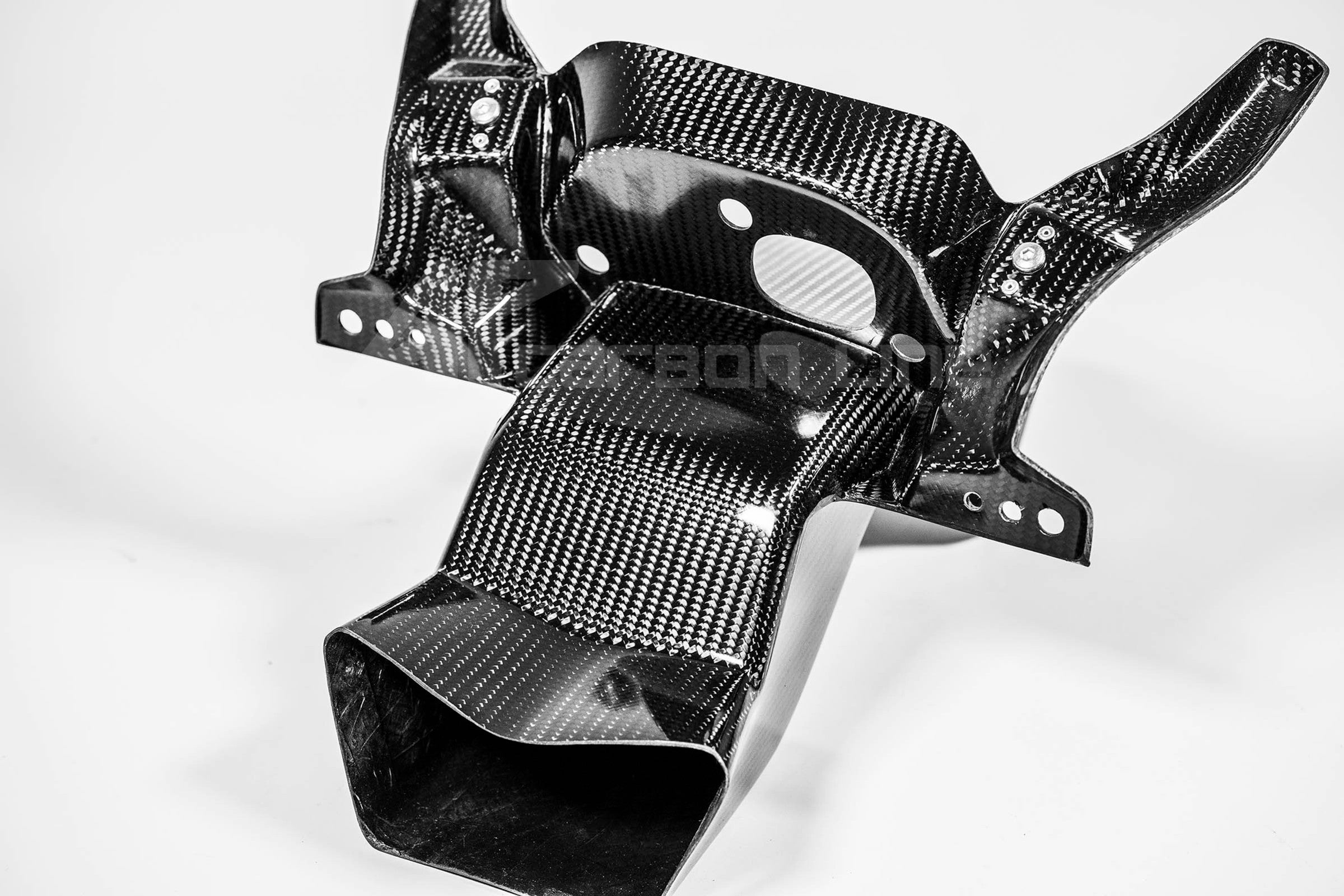 Yamaha YZF-R1/M RN65 (20-26) için 200g AP Karbon Hatlı Alet Tutucu 