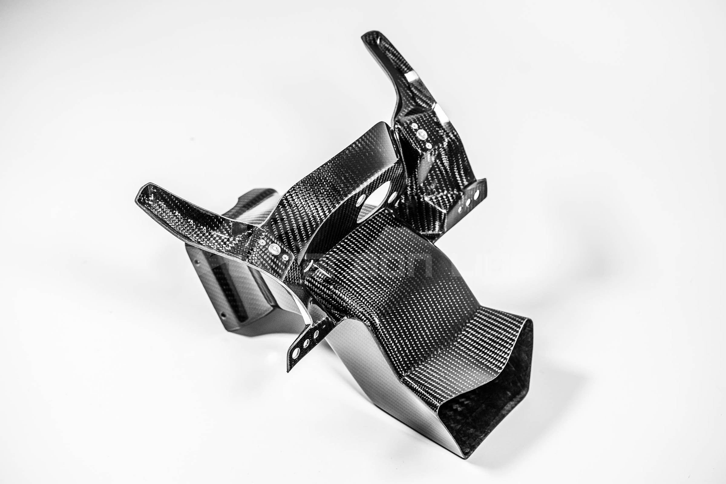 Yamaha YZF-R1/M RN65 (20-26) için 200g AP Karbon Hatlı Alet Tutucu 