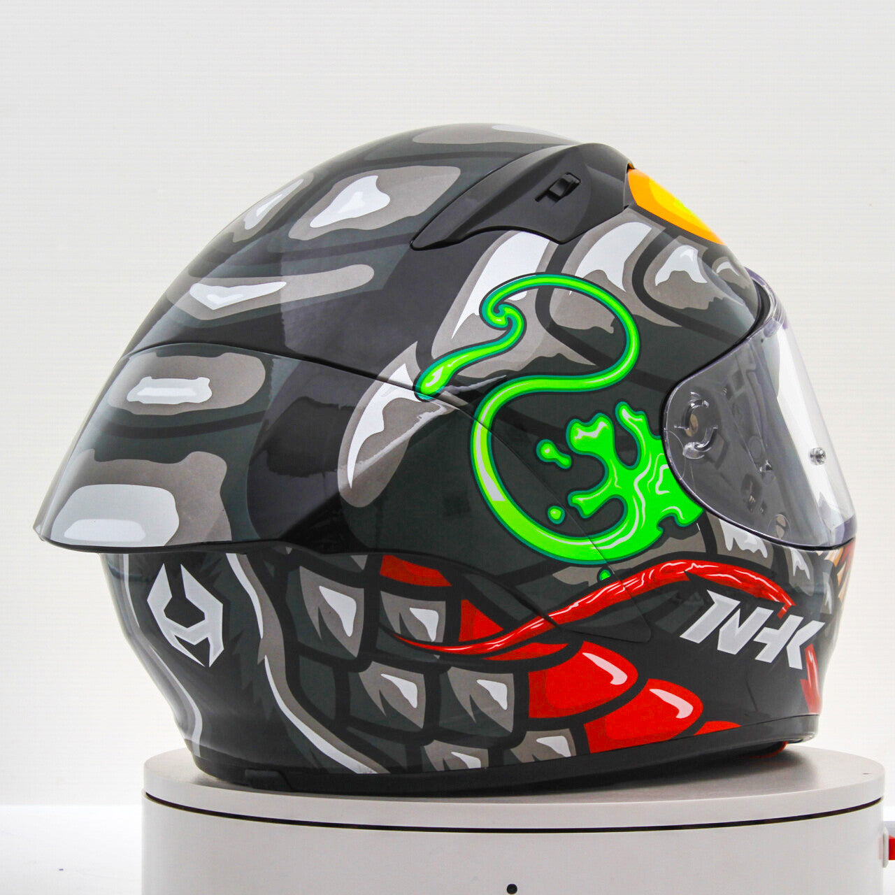 Black Silver (4).JPG