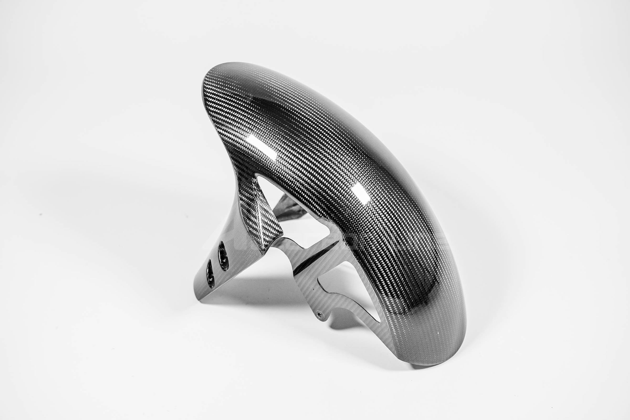 Ön çamurluk 200g AP Carbon Line Yamaha YZF-R1/M RN32, RN49 ve RN65 (15-26) 