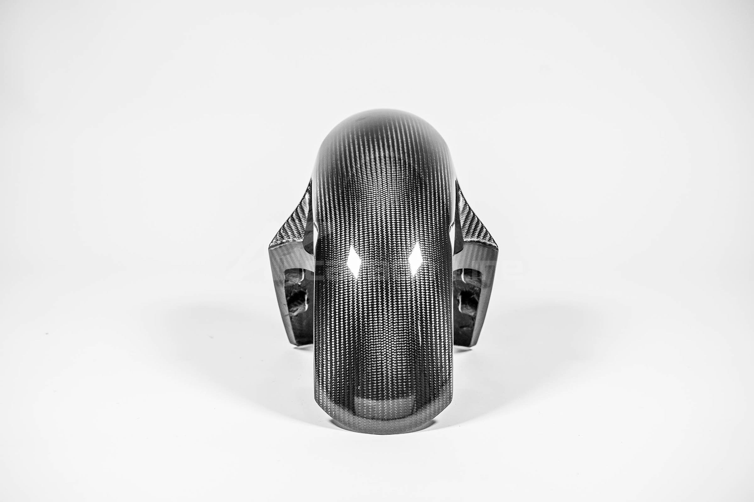 Ön çamurluk 200g AP Carbon Line Yamaha YZF-R1/M RN32, RN49 ve RN65 (15-26) 