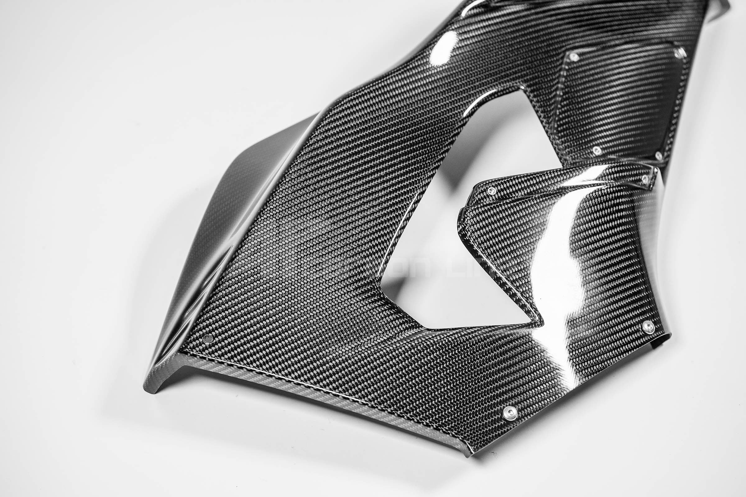 Sağ yan panel 200g AP Karbon Hattı Honda CBR 1000 RR-R SC82 (20-23) 