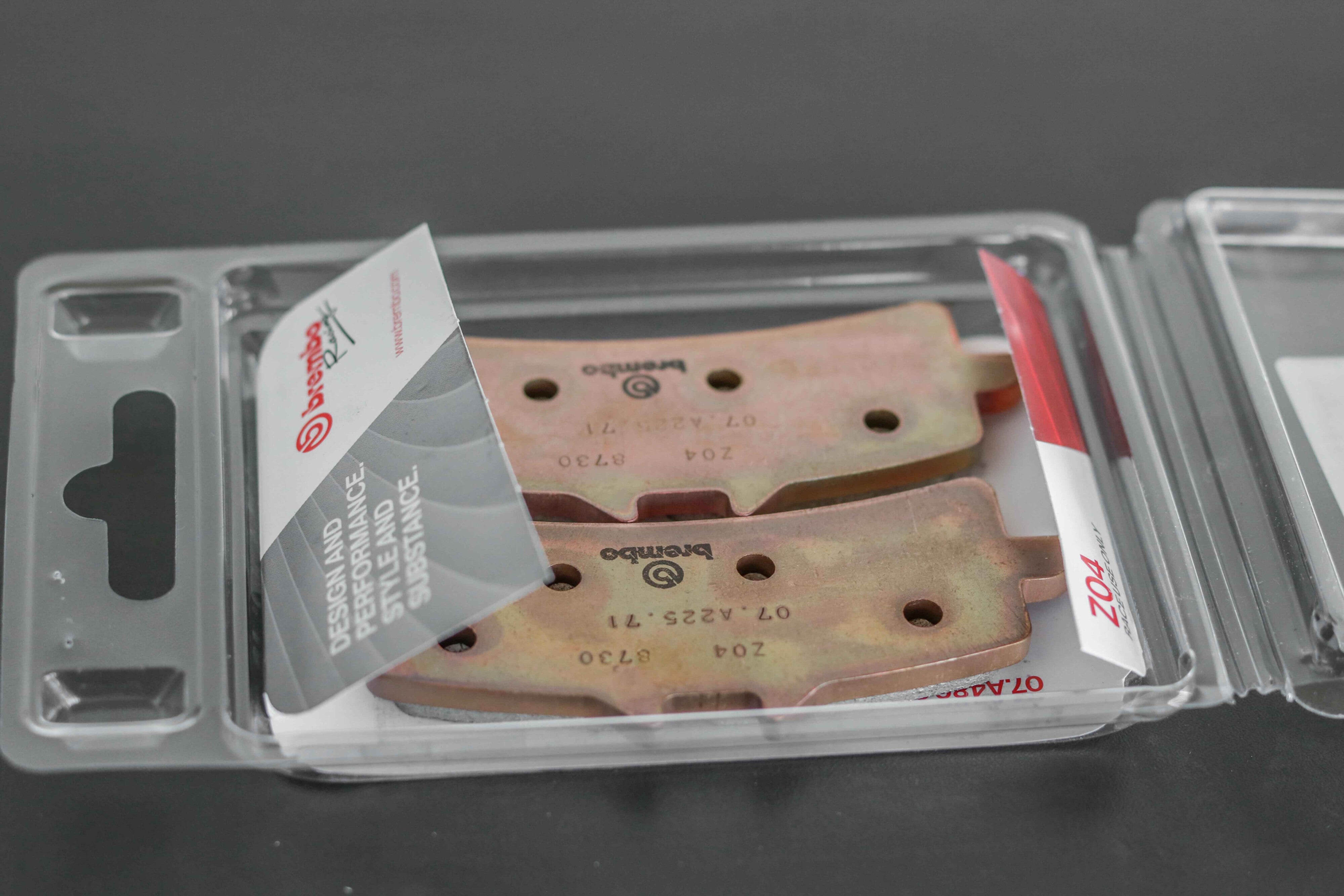 Brembo Z04 Yarış-Fren Balataları Suzuki GSX-R 1000 (17-23) 107A48639 