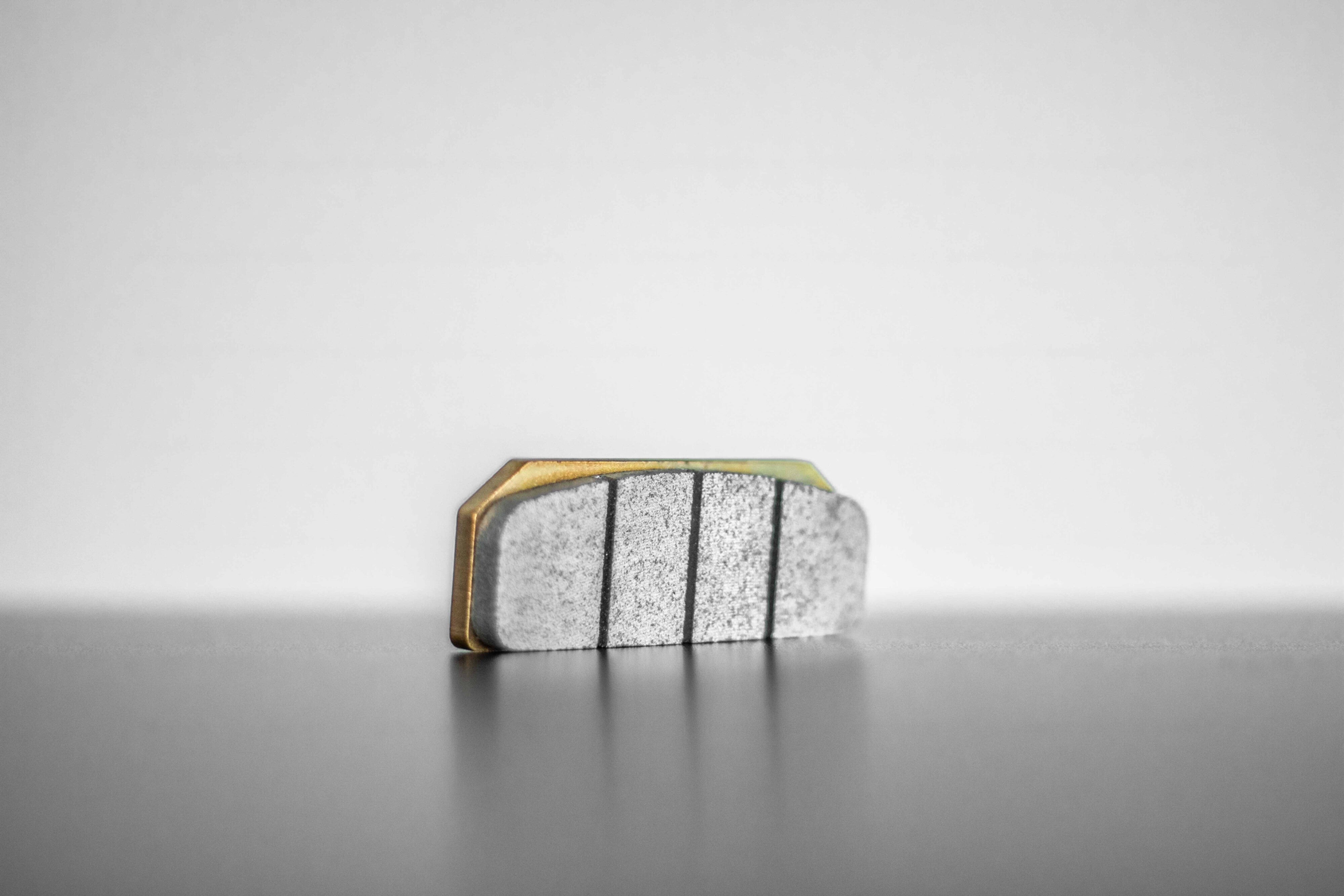 Brembo Z04 Yarış-Fren Balataları Monoblok CNC 34-38 ve GP4-PR 07835424 