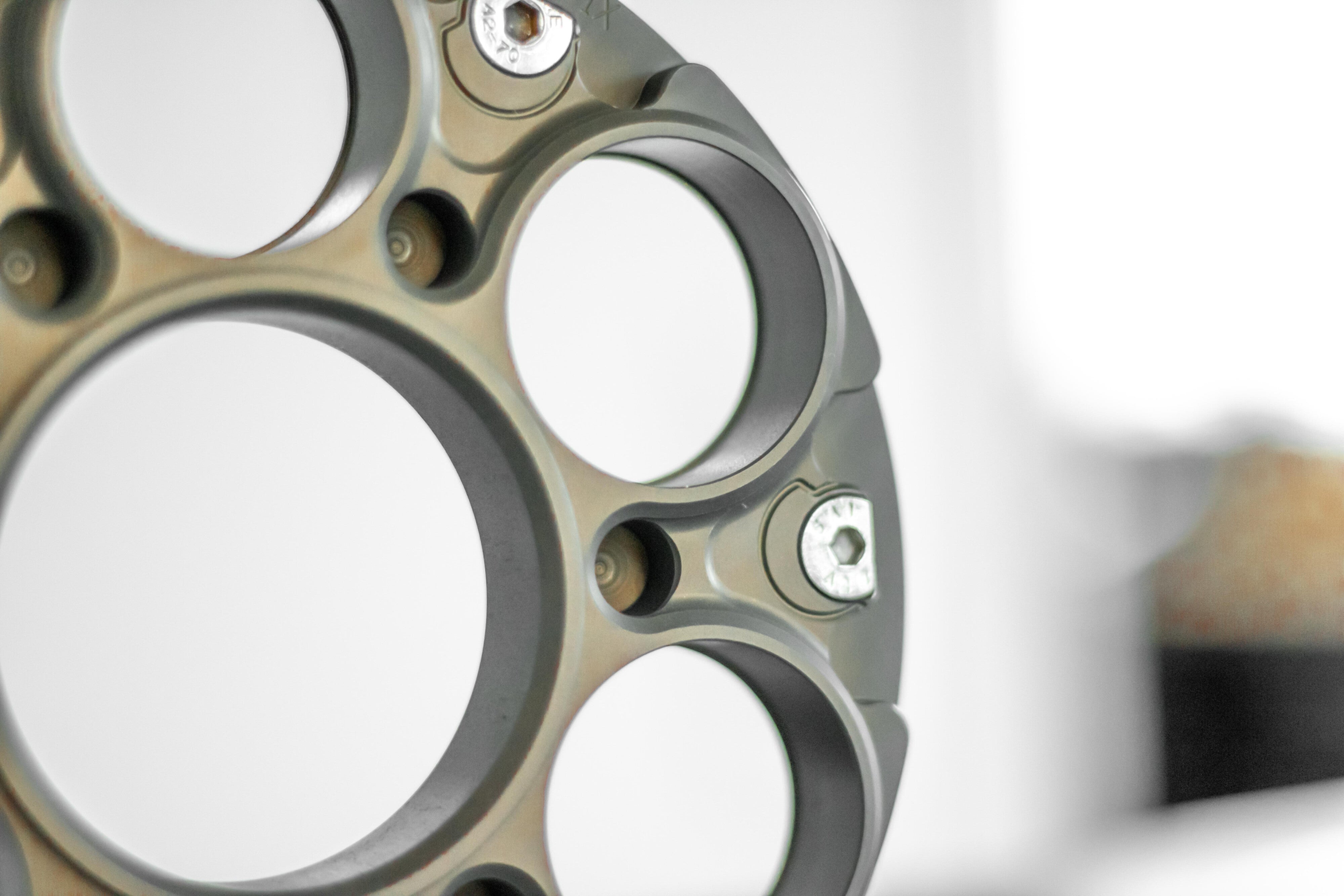 Ducati Panigale için Tek Taraflı Süspansiyonlu Quick Fit Arka Dişli Göbeği (Kettenradträger) 206D01 