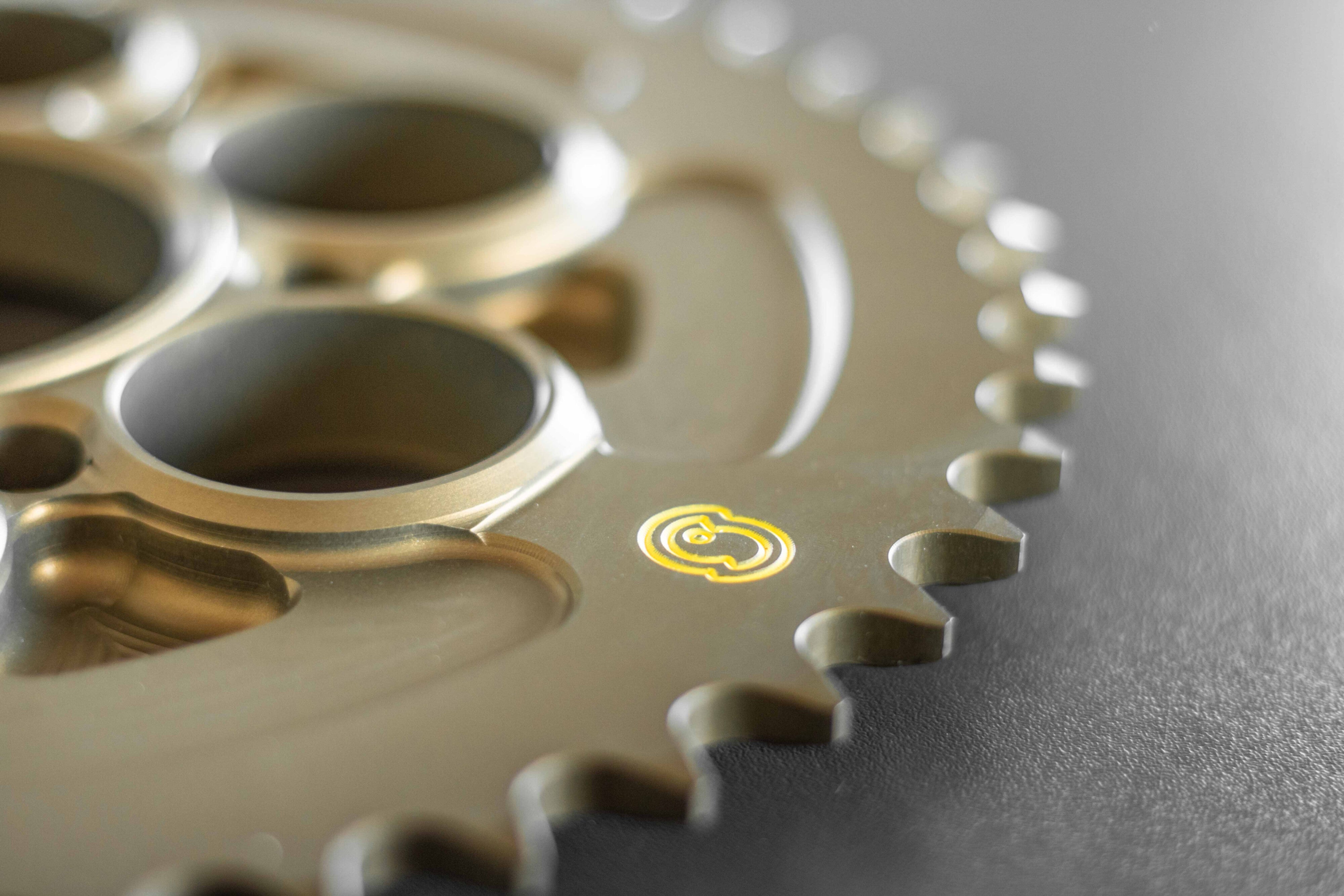 Sitta Alüminyum Dişli Ducati Panigale 1299/S (15-18) (206D) – 37-46 Diş, 520/525 Aralık 