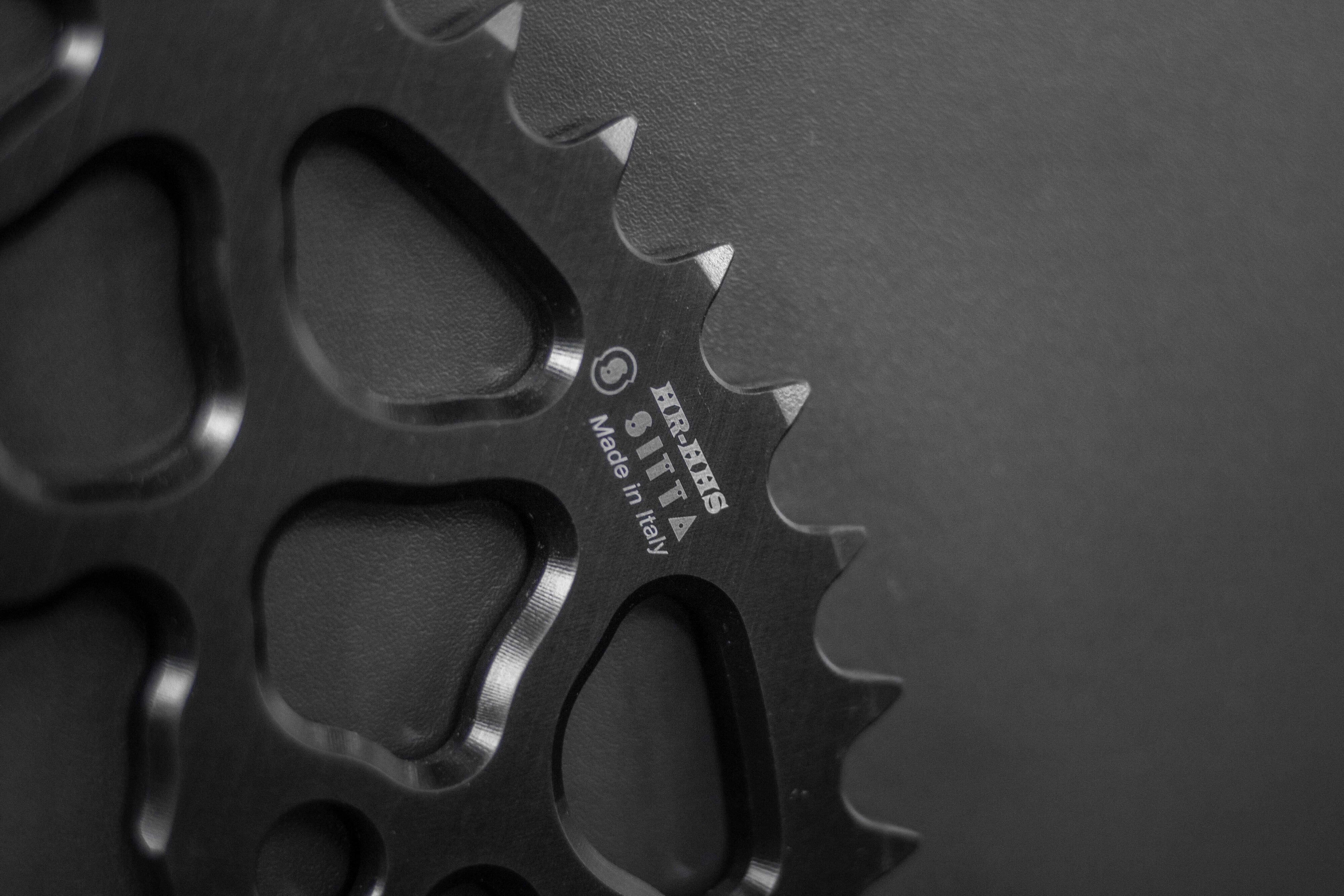 Sitta GP Alüminyum Dişli BMW HP Schmiederad HP4 ve HP4 Race (204Y-HR20GP) – 37-47 Diş, 520 Aralık 