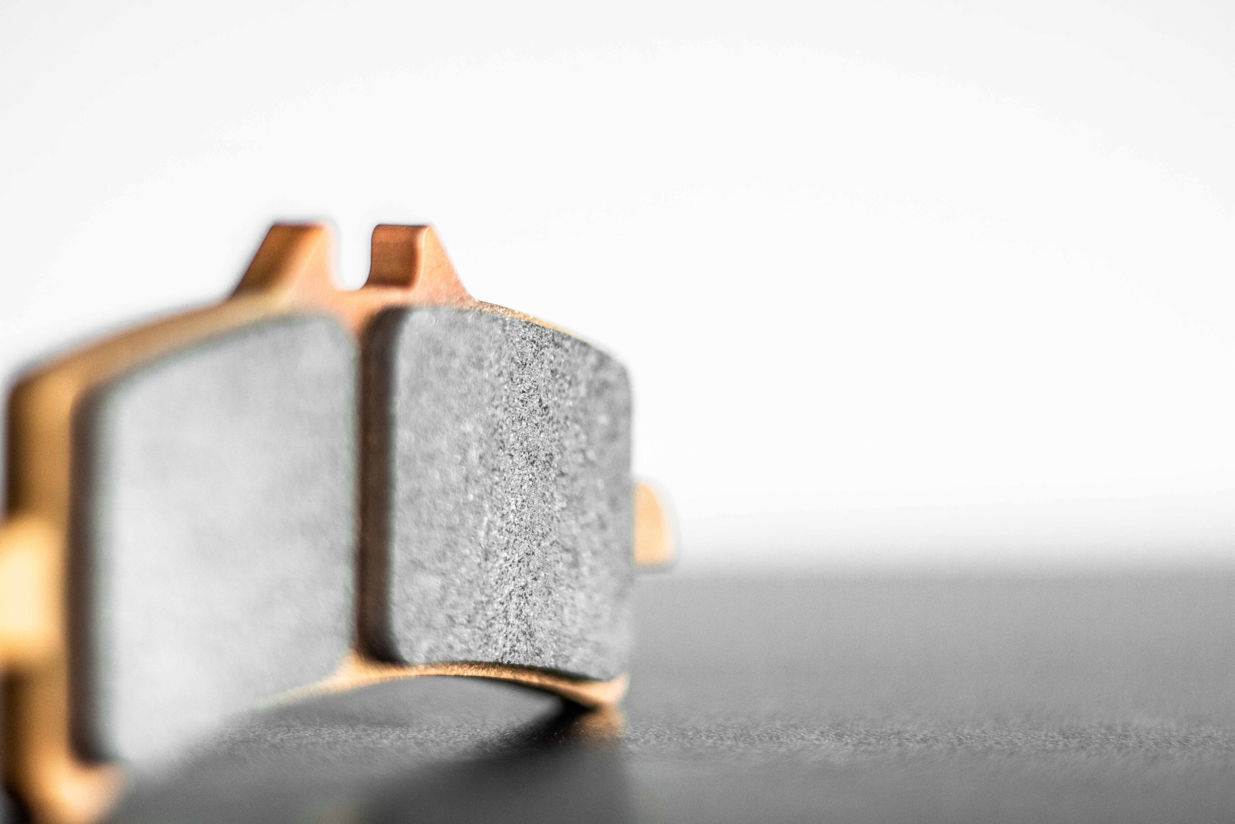 Brembo Z10 Yarış-Fren Balataları BMW HP 4 (12-14) 107A48659 