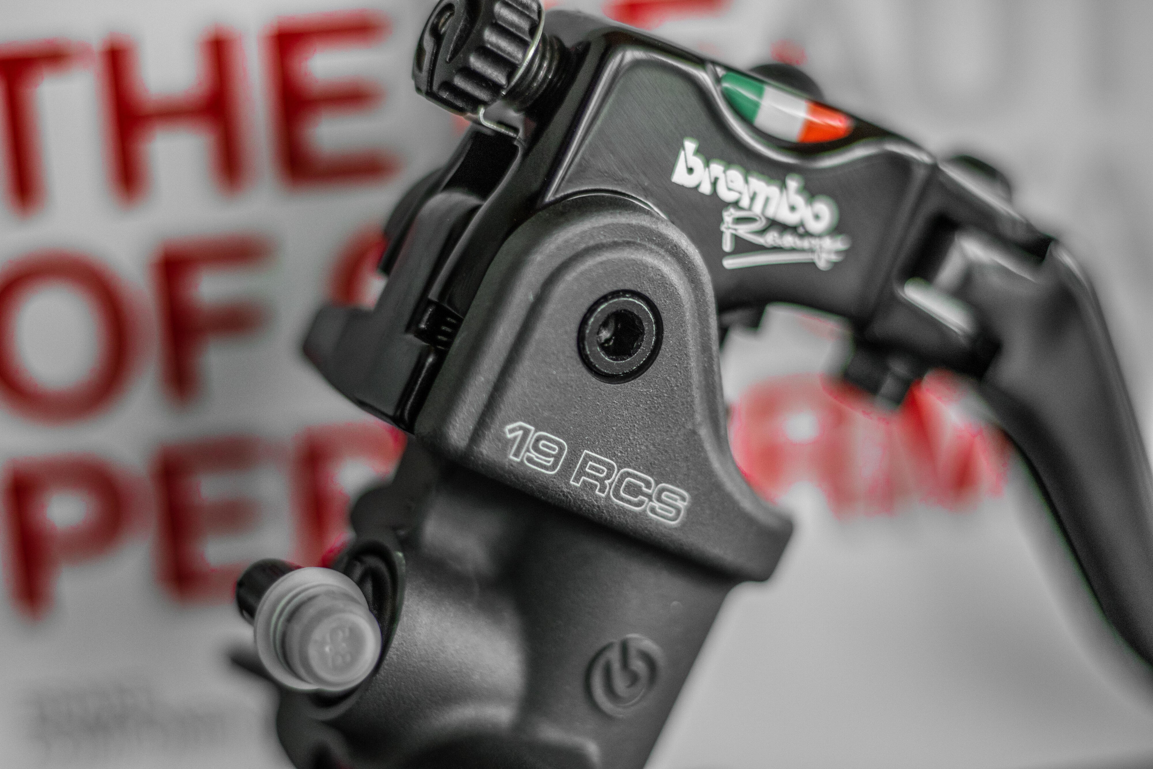 Brembo Radial Fren Pompası RCS 19 x 18-20 110A26310 