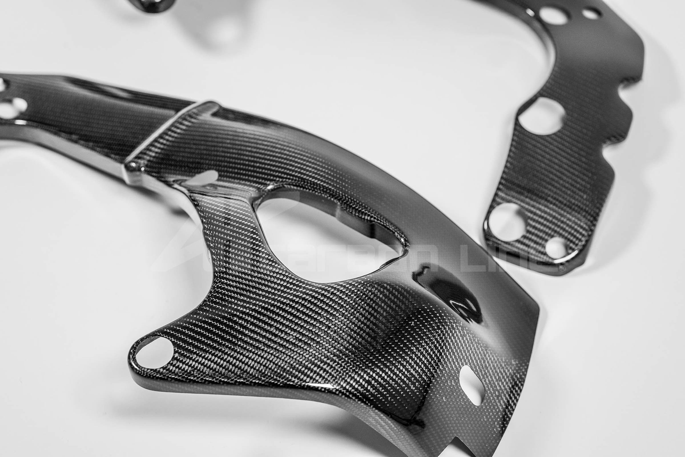 Çerçeve kaplamaları 200g AP Karbon Hattı Honda CBR 1000 RR-R SC82 (20-26) 