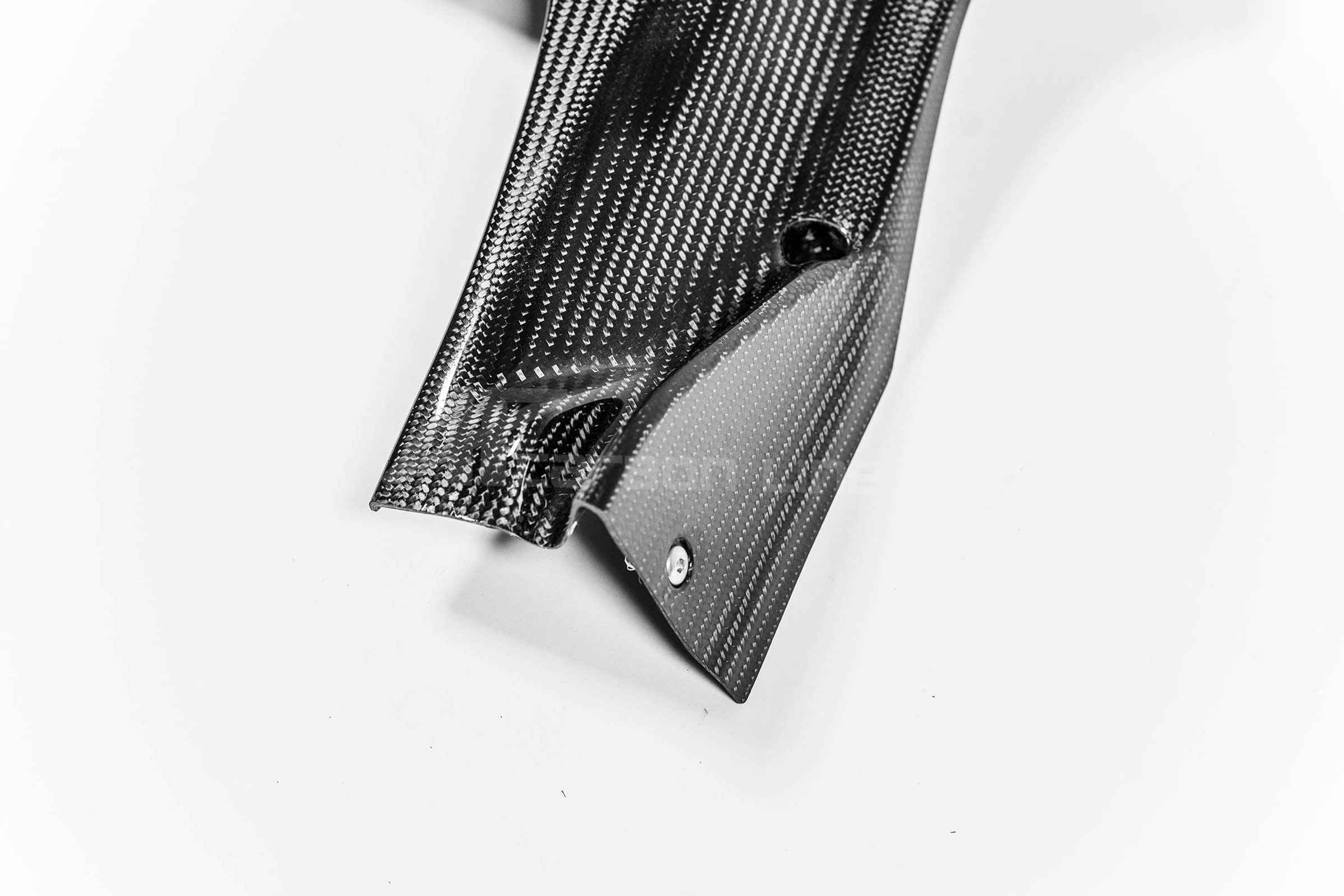 Sağ yan parça 200g AP Karbon Hattı Yamaha YZF-R1/M RN65 (20-26) 