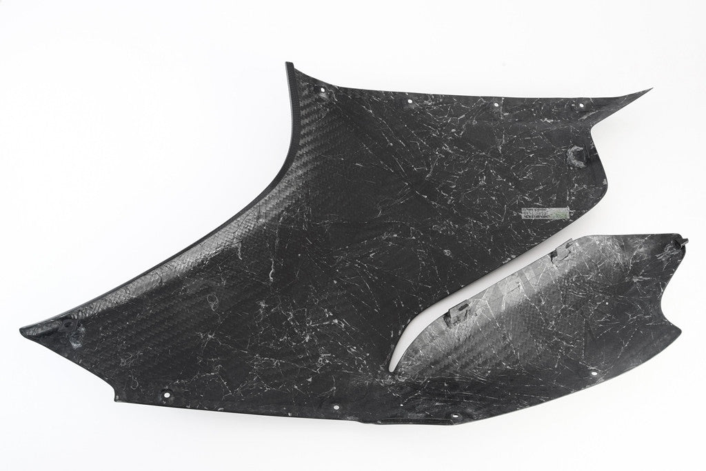 Sol taraf paneli Carbon Fullsix Ducati Panigale 1199/R/S (12-17) 